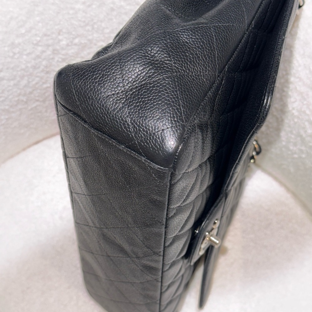 Chanel Black Caviar Maxi Classic Single Flap with Silver Hardware - Picture 16 of 16